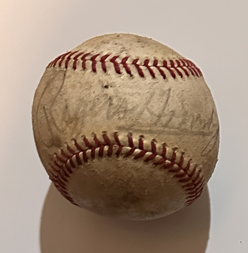 Rogers Hornsby Autographed Baseball w/coa